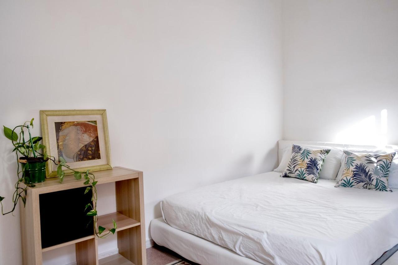 13 Open House Bed & Breakfast Palermo Dış mekan fotoğraf